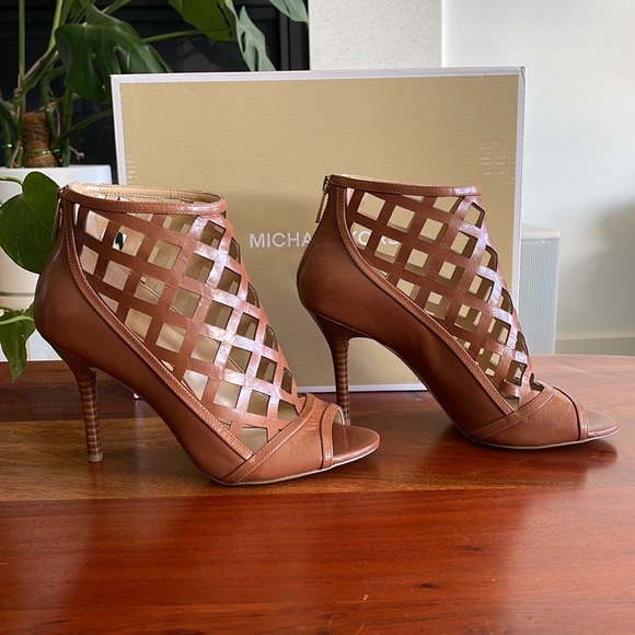 Michael Kors Laser Cut Open Toe Bootie - Picture 3 of 13